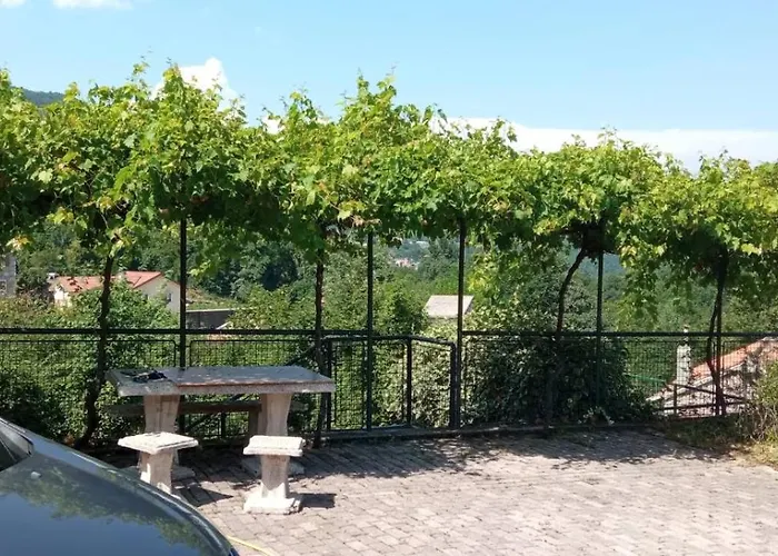 Διαμέρισμα Luka *