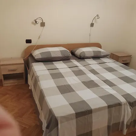 Apartment Luka *