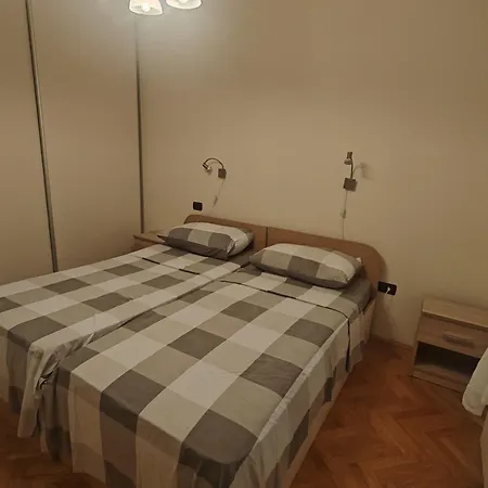 Apartment Luka