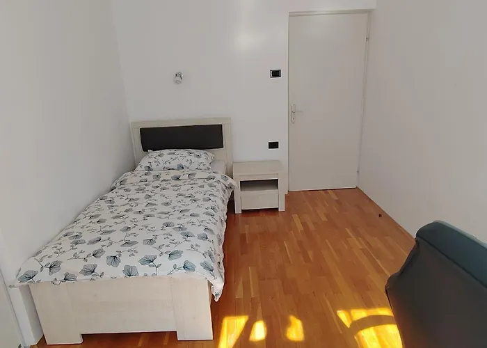 Luka Apartment Veprinac